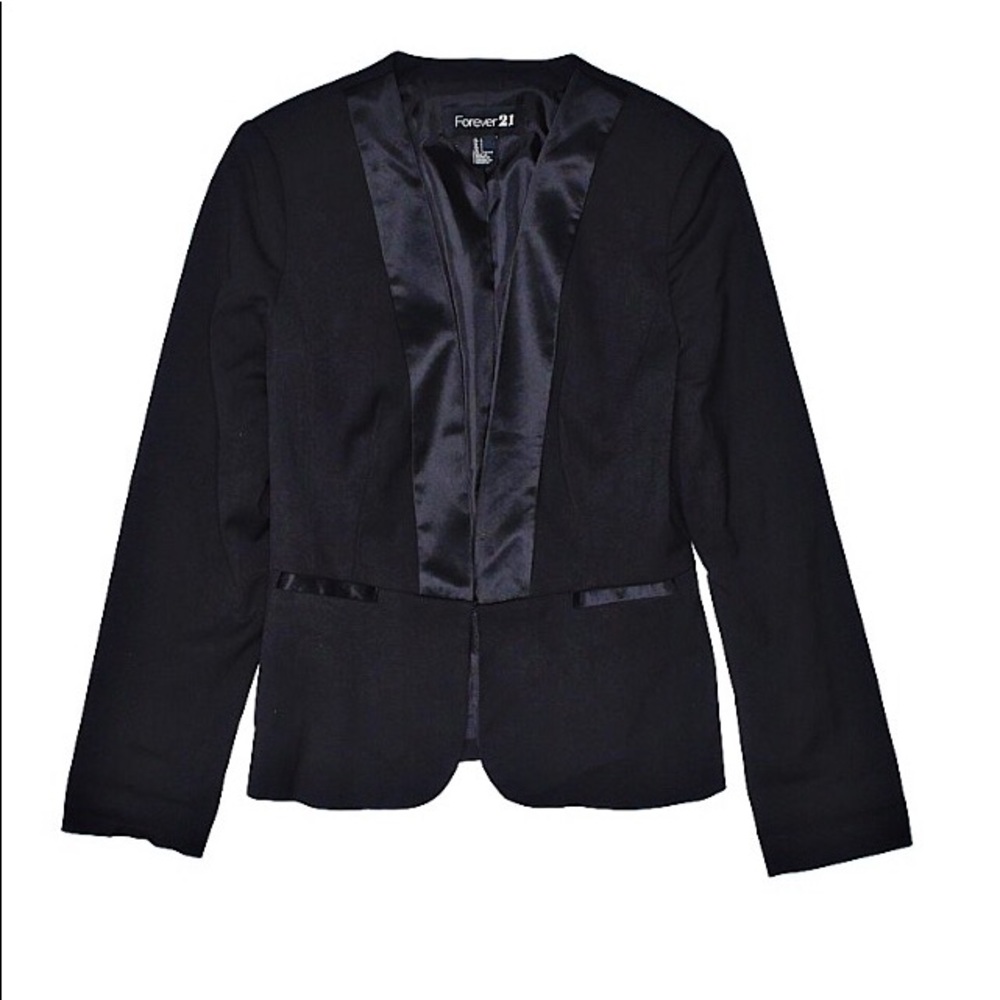 💵★FAST SHIPPING★💵 Black Blazer w/ Silk Collar 🎩